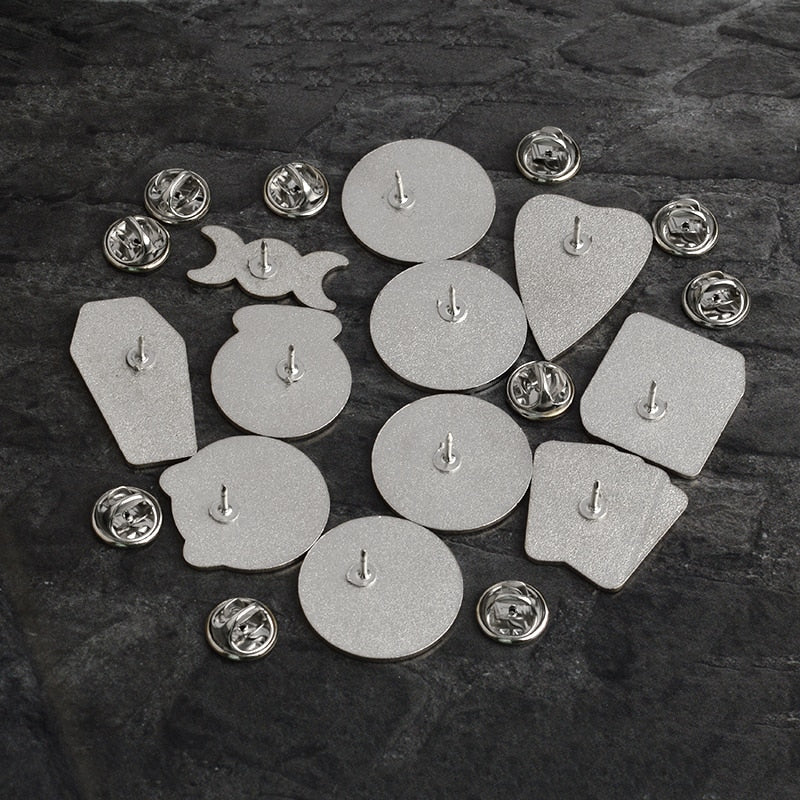 Witches do it better Pin Enamel