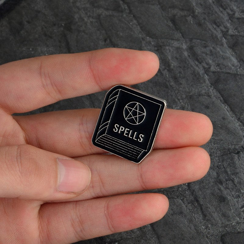 Witches do it better Pin Enamel