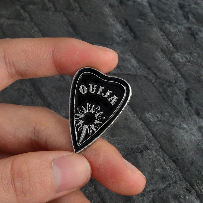 Witches do it better Pin Enamel