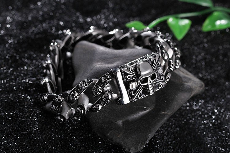 Skull biker heavy duty Links Chain Bracelet - aleph-zero