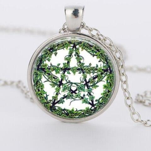 The Pentagram witchcraft Necklace