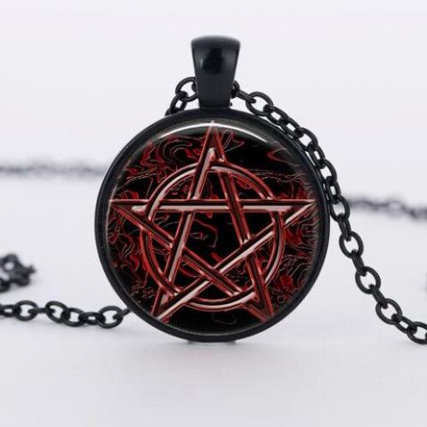 The Pentagram witchcraft Necklace